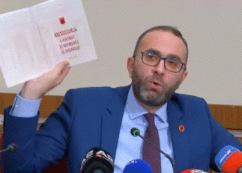 SPAK kërkon arrestimin e Ballukut, PD mbledh Këshillimin e Mandateve pa PS