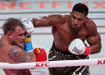 VIDEO/ Aksidentohet në Nigeri Anthony Joshua, dy të vdekur nga përplasja e mjeteve
