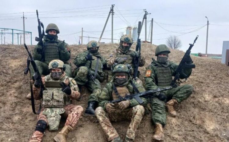 “Militantët serbë që luftojnë për Putin po përgatiten për një luftë ballkanike”