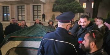 Protesta para Kryeministrisë, policia kallëzon në Prokurori Adriatik Lapajn