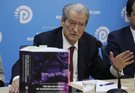 PD publikon librin, Berisha: Dokumenton dhunimin e votës