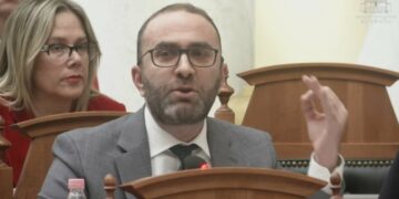 Protesta, Bardhi: Ministrja e Brendshme të japë llogari për dhunën policore