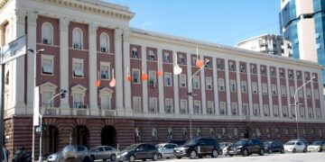 Sesioni i ri parlamentar, zyrtarët amerikanë takime me Ballën e Bardhin