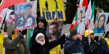 Protestat masive trondisin Iranin, raportohen për 16 viktima