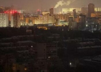 Rusia 300 dronë dhe 18 raketa balistike drejt Ukrainës