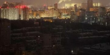 Rusia 300 dronë dhe 18 raketa balistike drejt Ukrainës