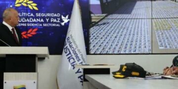 Venezuela “godet” mafien shqiptare, ministri: Operojnë nga Ekuadori