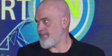 Rama: Të mos humbim kohë me burokracinë e doganeve, të mbështetemi te digjitalizimi