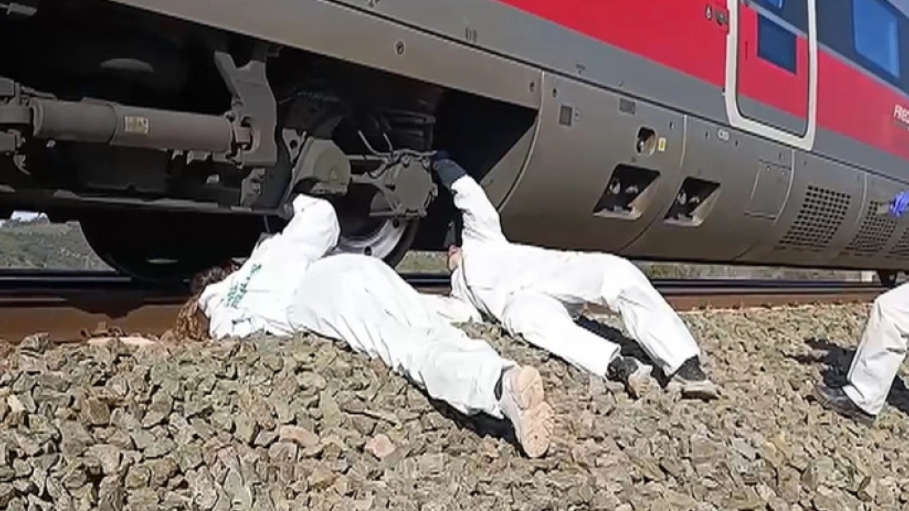 Përplasja e trenave në Spanjë, rritet numri i viktimave