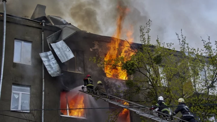 OKB: Më shumë se 2,500 civilë të vrarë në Ukrainë në vitin 2025 nga sulmet ruse