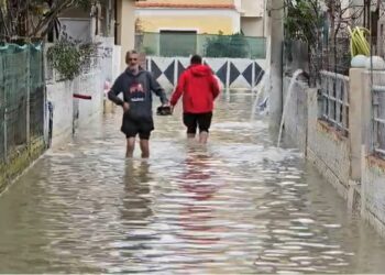 Moti i keq në Durrës/Situata më problematike në ish-Kënetë, 953 banesa të përmbytura