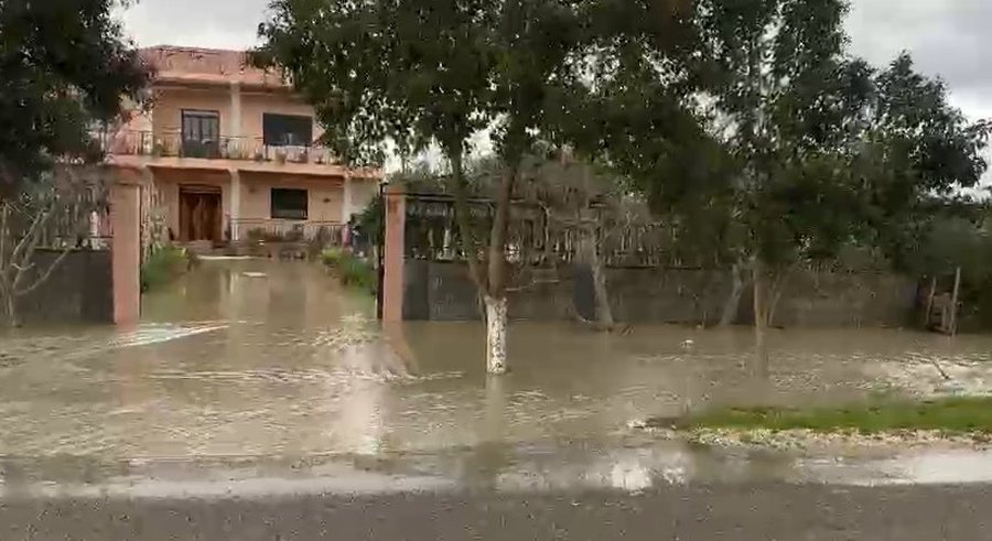 Durrës  e merr rrjedha e ujit  54 vjeçari gjendet i pajetë në një kanal kullues