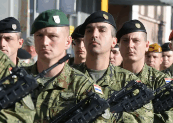 Kroacia rikthen shërbimin ushtarak pas 17 vjetësh