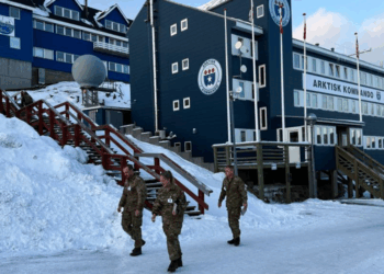 Vijojnë përplasjet për Groenlandën, Trump kërcënon Evropën