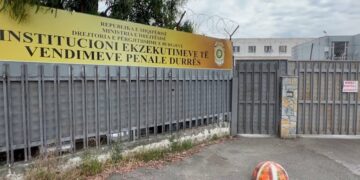 Arratisja e Altin Ndocit, gjykata lë në qeli 3 nga punonjësit e burgut