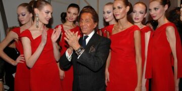 Ndahet nga jeta Valentino Garavani, stilisti i njohur i modës