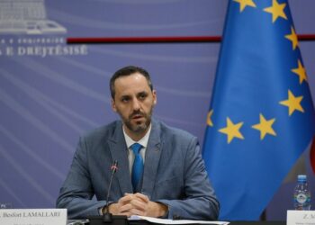 Ministri i Drejtësisë urdhëron inspektime për noterët