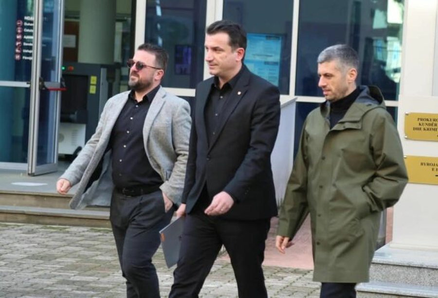 Gjykata rikthen në detyrë Sekretarin e Përgjithshëm të Bashkisë Tiranë,Alban Dokushi
