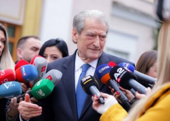 “Sazanin ia kam ofruar Berlusconi-t”, Berisha: Rama po e përdor për politikë