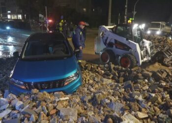 Moti i keq në Greqi, reshjet e 6 muajve në një ditë shkaktojnë 2 viktima