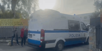 Zhvendosen nga burgu i Fushë-Krujës 142 të dënuar