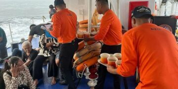 Fundoset trageti me mbi 350 persona në bord në Filipine, 18 të vdekur