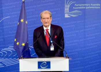 Berisha në Strasburg: Narkoshteti i Ramaduros rrezikon sigurinë e Europës