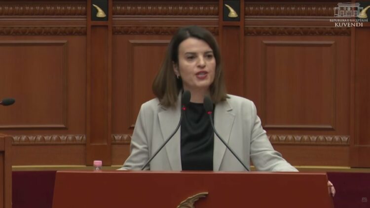 Shoqërimi i të miturit në komisariat, Koçi: Nuk u trajtua në mënyrë çnjerëzore