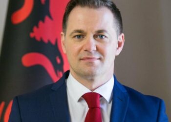 Gent Gazheli largohet nga Doganat, ja kush e zëvendëson