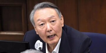 Shpalli gjendjen ushtarake, dënohet me 5 vite burg ish-presidenti i Koresë së Jugut