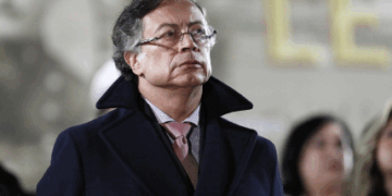 Presidenti kolumbian i përgjigjet akuzave të Trump: Mos shpifni për mua