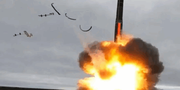 Rusia lëshon raketën hipersonike pranë NATO-s dhe BE-së