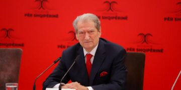 Berisha me aleatët: Narkoshteti është kthyer në rrezik për Europën