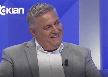 “Robt ku t’i kesh…”, Shakohoxha tregon çfarë i ndodhi me tifozin