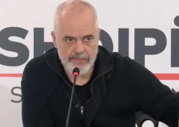 Rama zhvillon të shtunën mbledhje me kryebashkiakët në Durrës