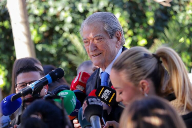 Pjesë e Bordit të Paqes, Berisha: Asgjë nuk e shpëton Ramën nga rrokullima e madhe