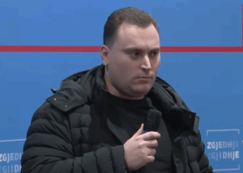 Djali i Olldashit-Berishës: Ata që flasin në foltore janë “tapë”, s’dinë ç’thonë