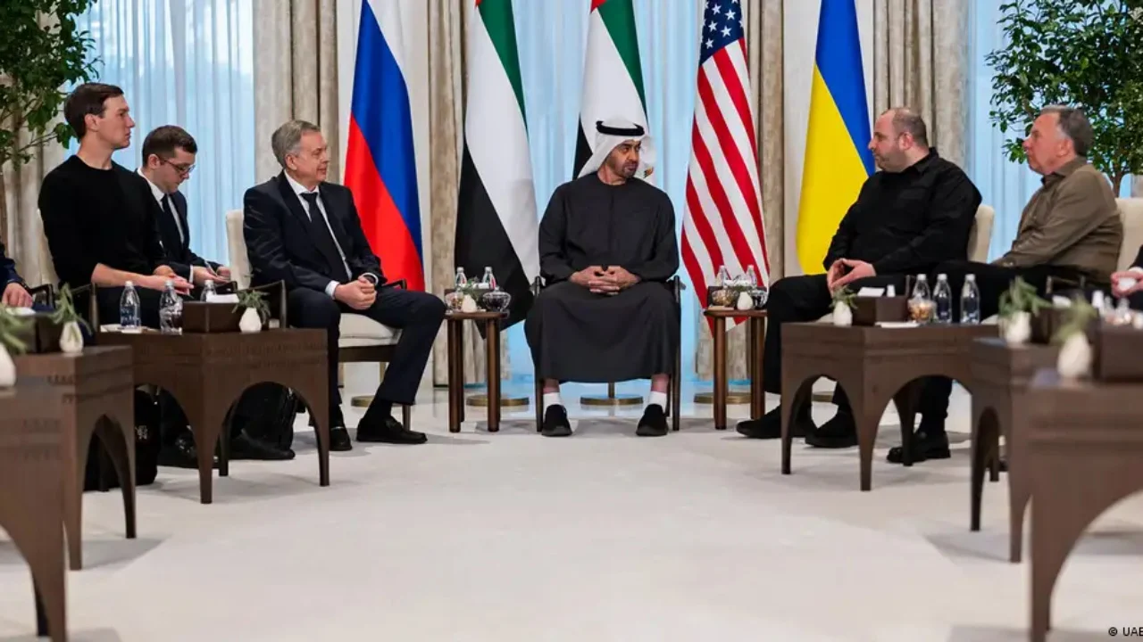 A do të sjellin bisedimet Ukrainë Rusi fundin e luftës 