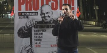 Protesta, Lapaj: Rama, i ka vjedhur këtij populli palcën në këto 13 vite