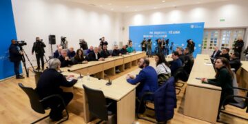 Berisha kundërshton Ramën për përmbytjet: 6 mijë forca nuk i ka ushtria në bordero