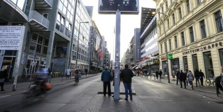 Studimi/ 1 në 5 persona në Gjermani mendon të largohet nga vendi