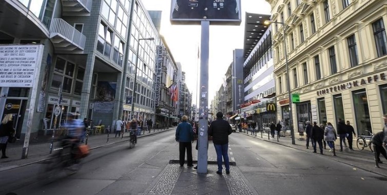 Studimi  1 në 5 persona në Gjermani mendon të largohet nga vendi