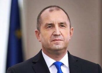 Dorëhiqet presidenti i Bullgarisë pas 9 vitesh në detyrë: I pranoj gabimet e mia