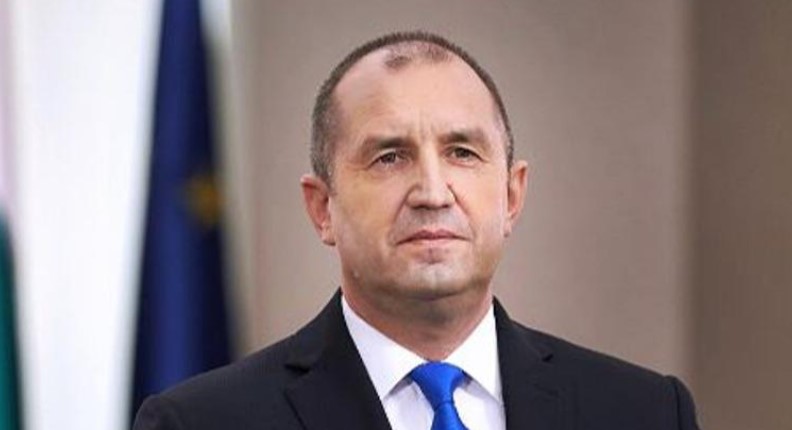 Dorëhiqet presidenti i Bullgarisë pas 9 vitesh në detyrë: I pranoj gabimet e mia