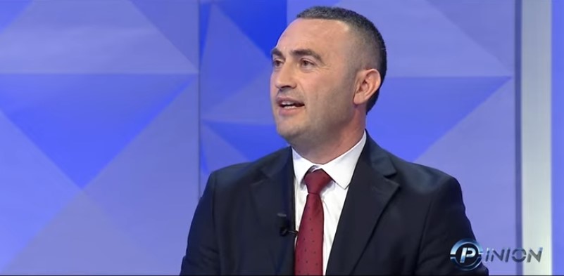 Denis Deliu tregon si rekrutohen Forcat Speciale Amerikane: Tortura e pagjumësi