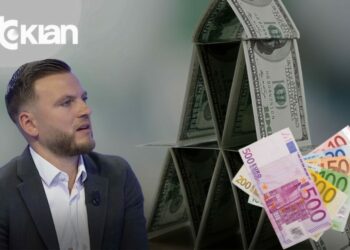 “Gjurmohen pleq të pasur”, gazetari flet për mashtrimet me call center