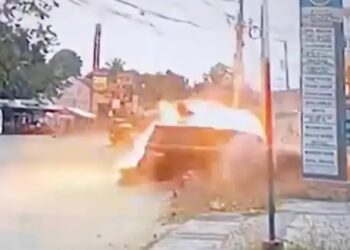 VIDEO/ Kryebashkiaku filipinas sulmohet me raketë-hedhëse, makina e blinduar…