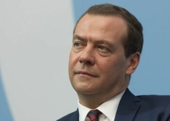 Groenlanda/ Zyrtari i lartë rus: Ata thjeshtë do frikësohen, do e dorëzojnë