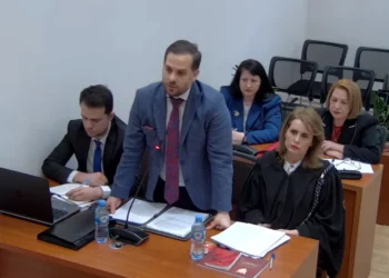 Kërkesa e Ramës për pezullimin e Ballukut, Kushtetuesja tërhiqet për vendim