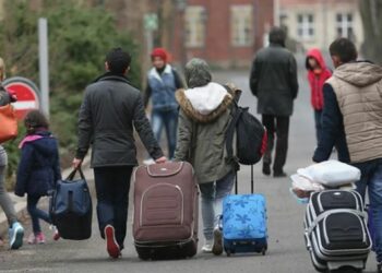 Spanja legalizon qëndrimin e emigrantëve